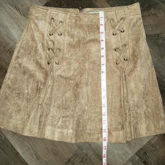 She + Sky Suede(faux) Miniskirt - Picture 4 of 6